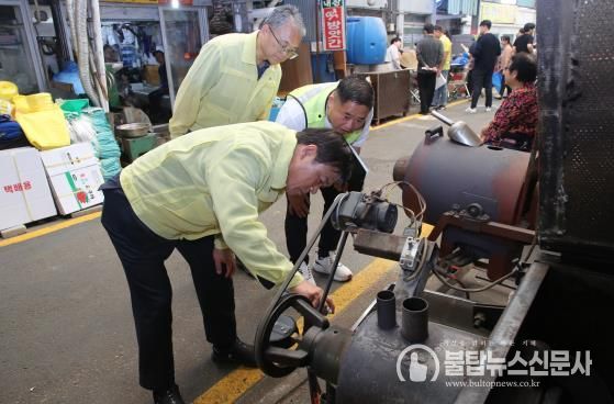 안심하고 장 보세요  이학수 정읍시장, 추석 맞이 전통시장 안전 점검