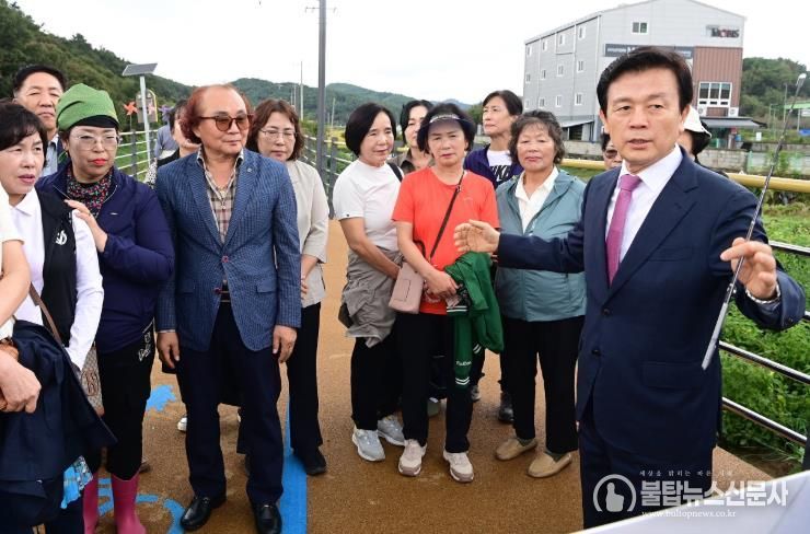 조규일 진주시장, ‘나불천 국가생태문화탐방로’ 현장점검